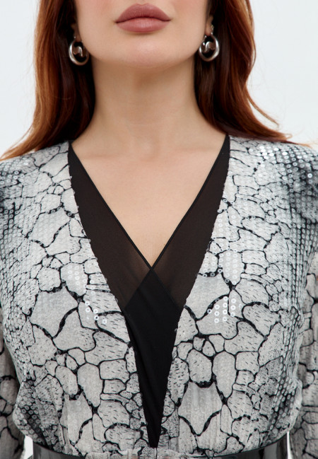 вечернее платье из змеиной кожи